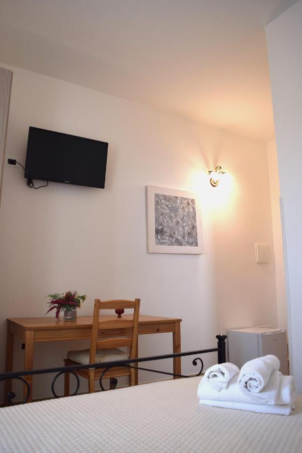 Le Mimose Bed and Breakfast Pulsano Εξωτερικό φωτογραφία